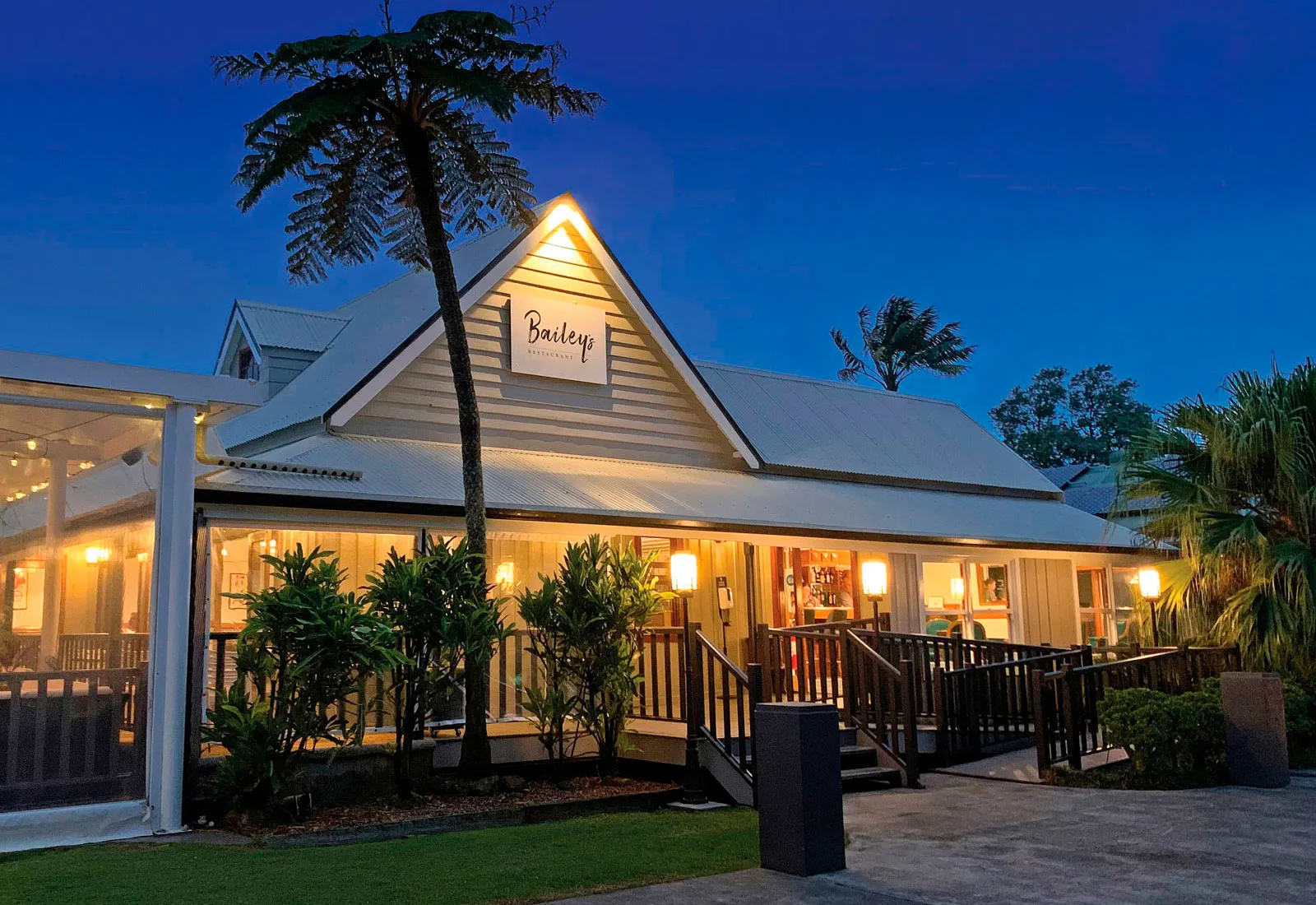 Bailey's Restaurant | Governor's Lodge | Norfolk Island Restaurants